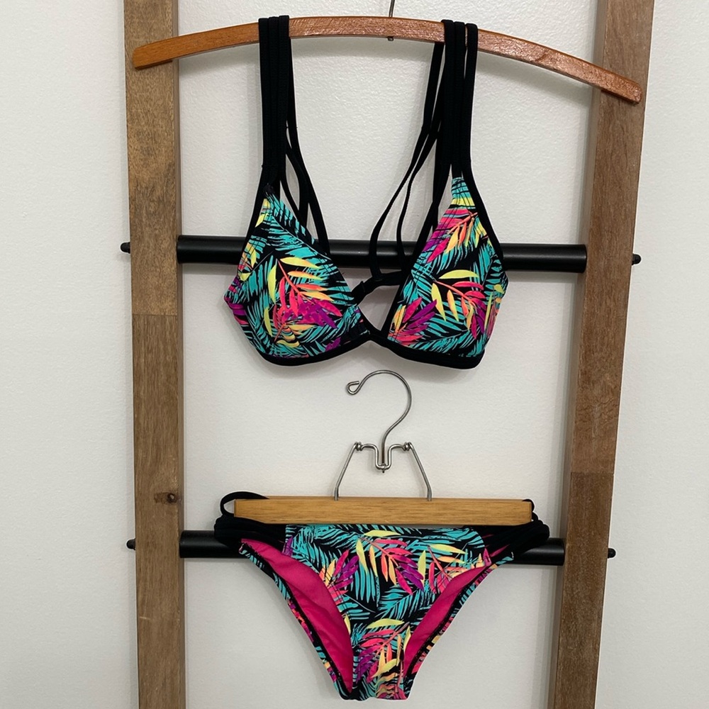 XHILARATION Bikini Swimsuit Tropical Print |Bikini Swimsuit |Size Small